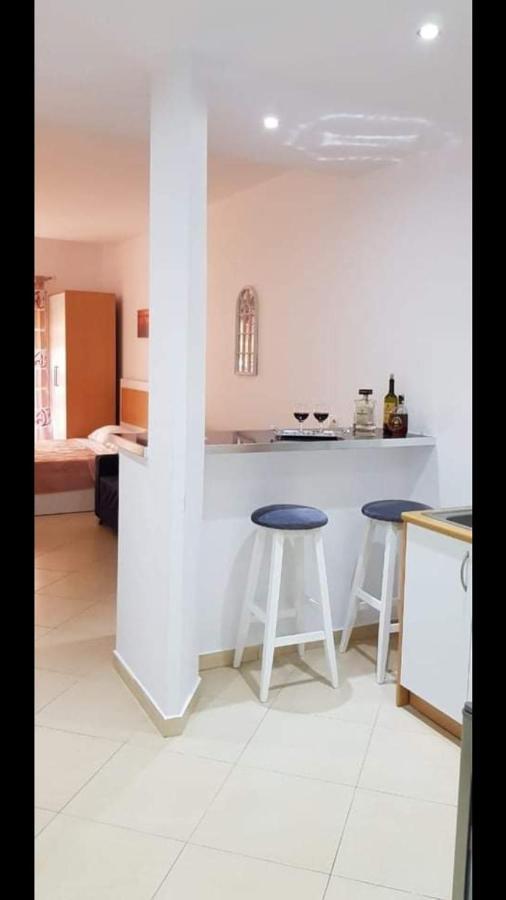 Studio By The Beach - Vlorë 外观 照片