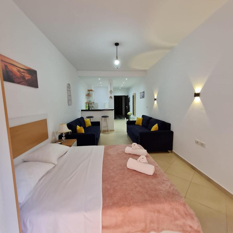 Studio By The Beach - Vlorë 外观 照片