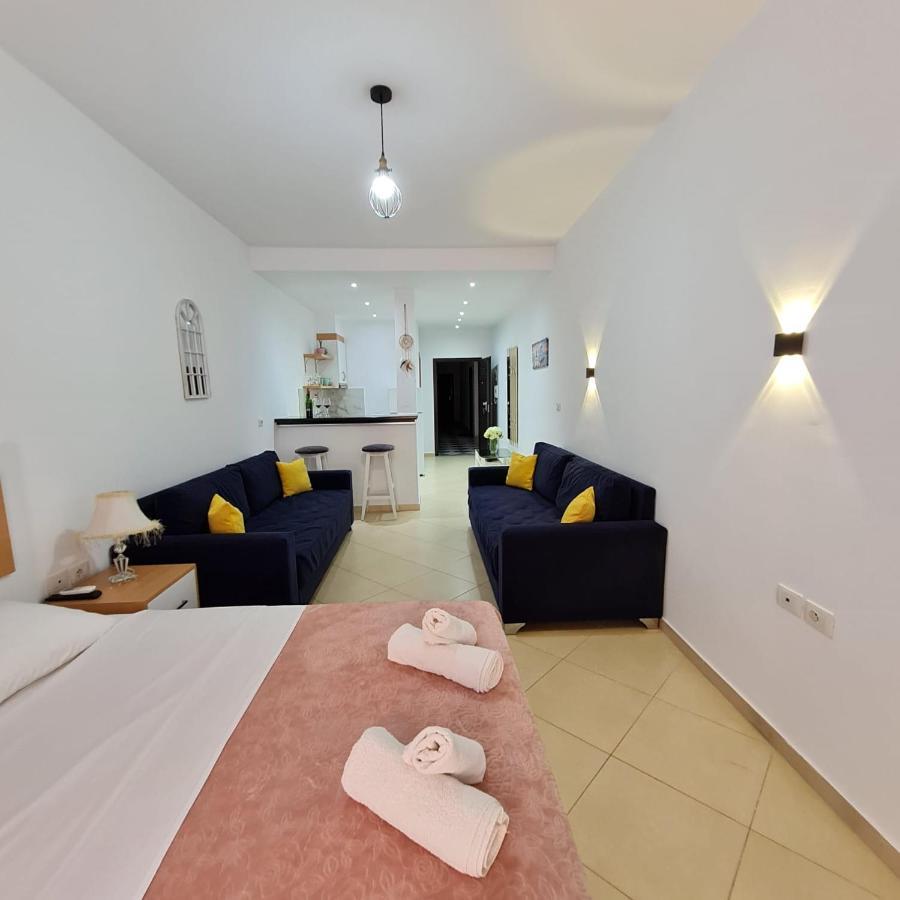 Studio By The Beach - Vlorë 外观 照片